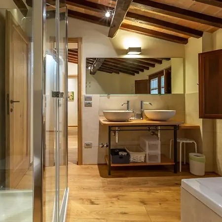 Apartament Town House Happy Life Cetona